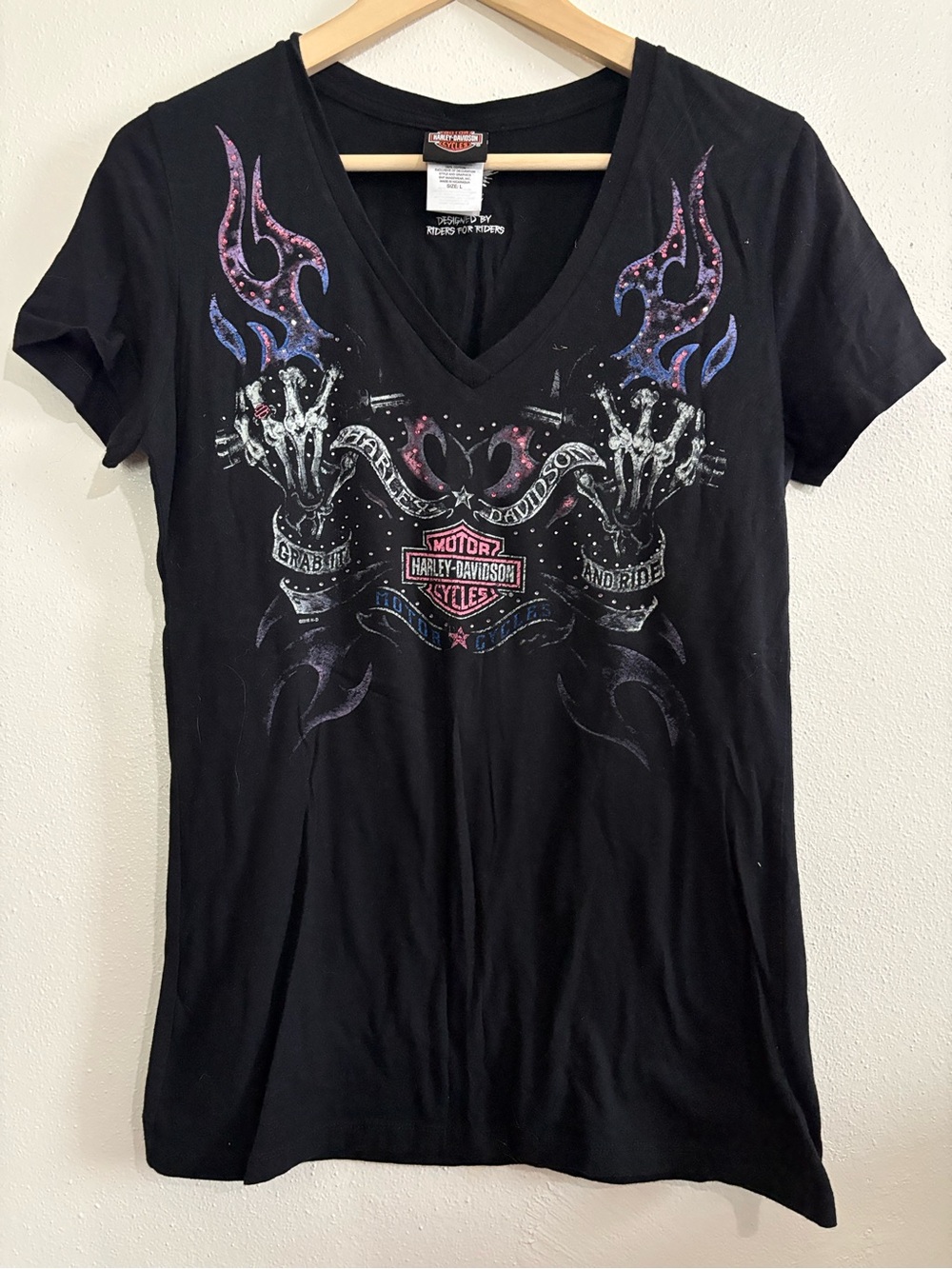 Harley Davidson Flames Rhinestone Black Tee Dubuque, IA in Large